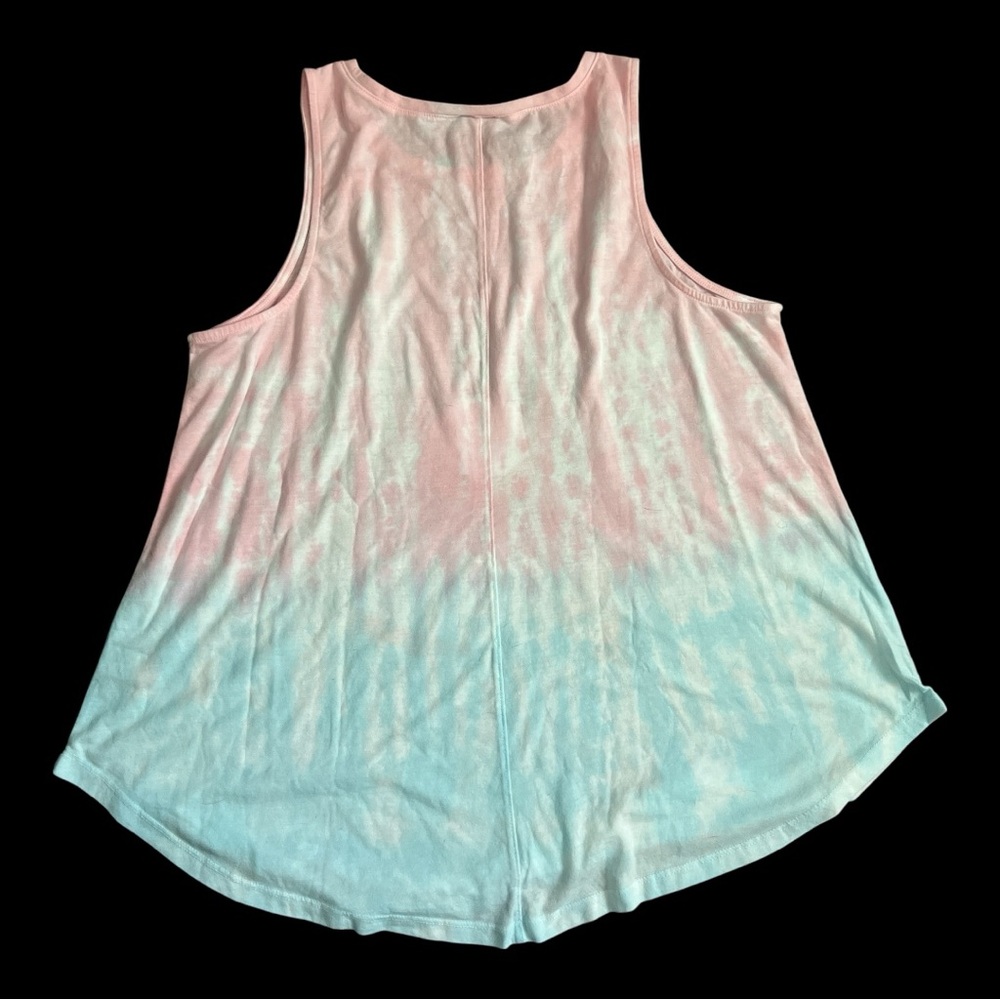 Pink and Blue Sun Graphic Tank Top By Torrid Size 1X - Picture 3 of 5